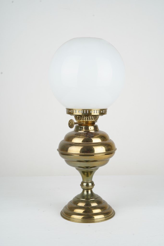 Standing Oil Lamp 15