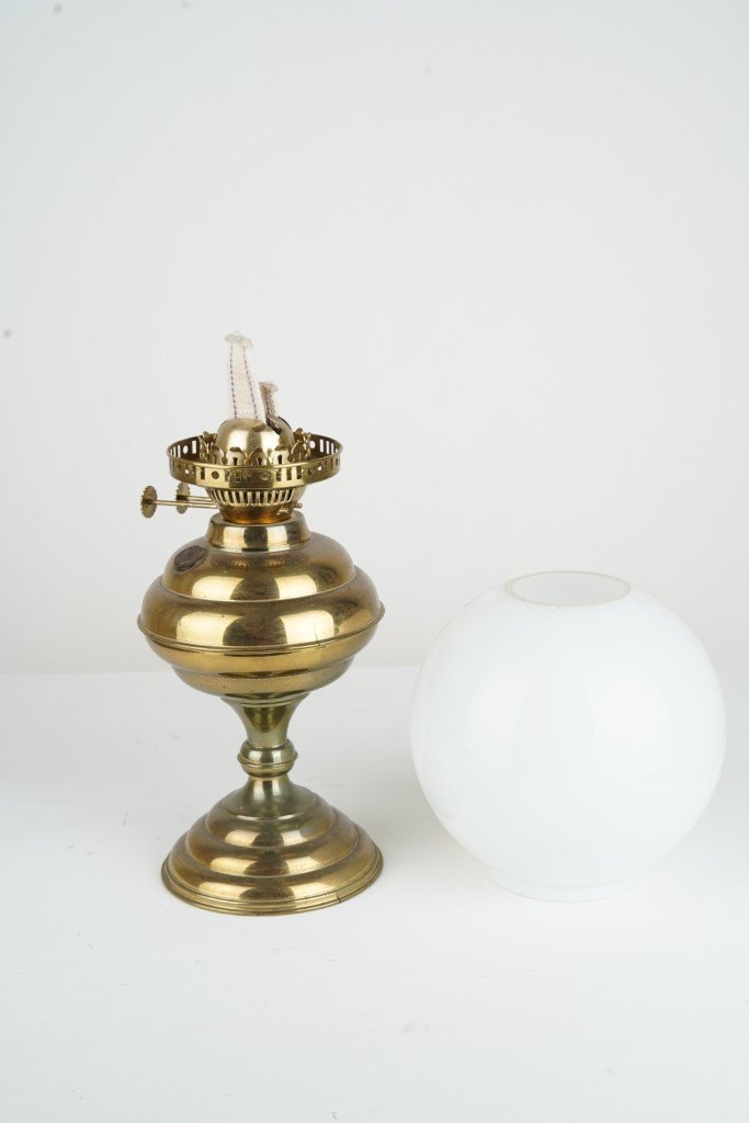 Standing Oil Lamp 15