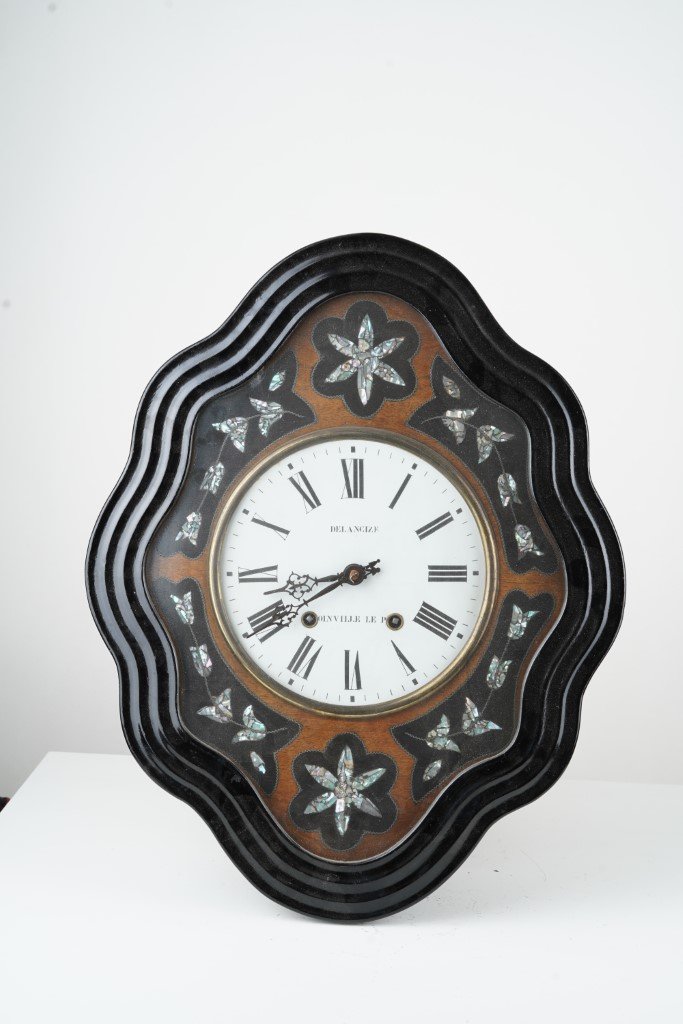 French Ouil de Boef Clock