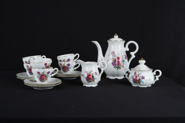 Porcelain Tea Set 26.102