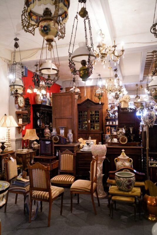 old amsterdam antiques showroom pusat semarang