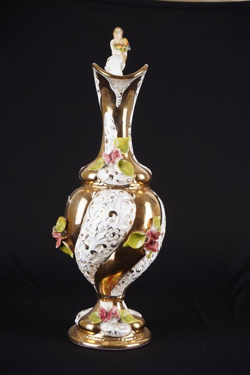 Italian porcelain vase 27.82